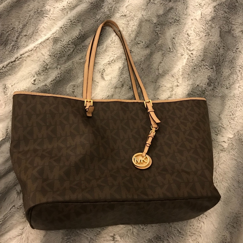 Brown Michael Kors Jet Set Tote